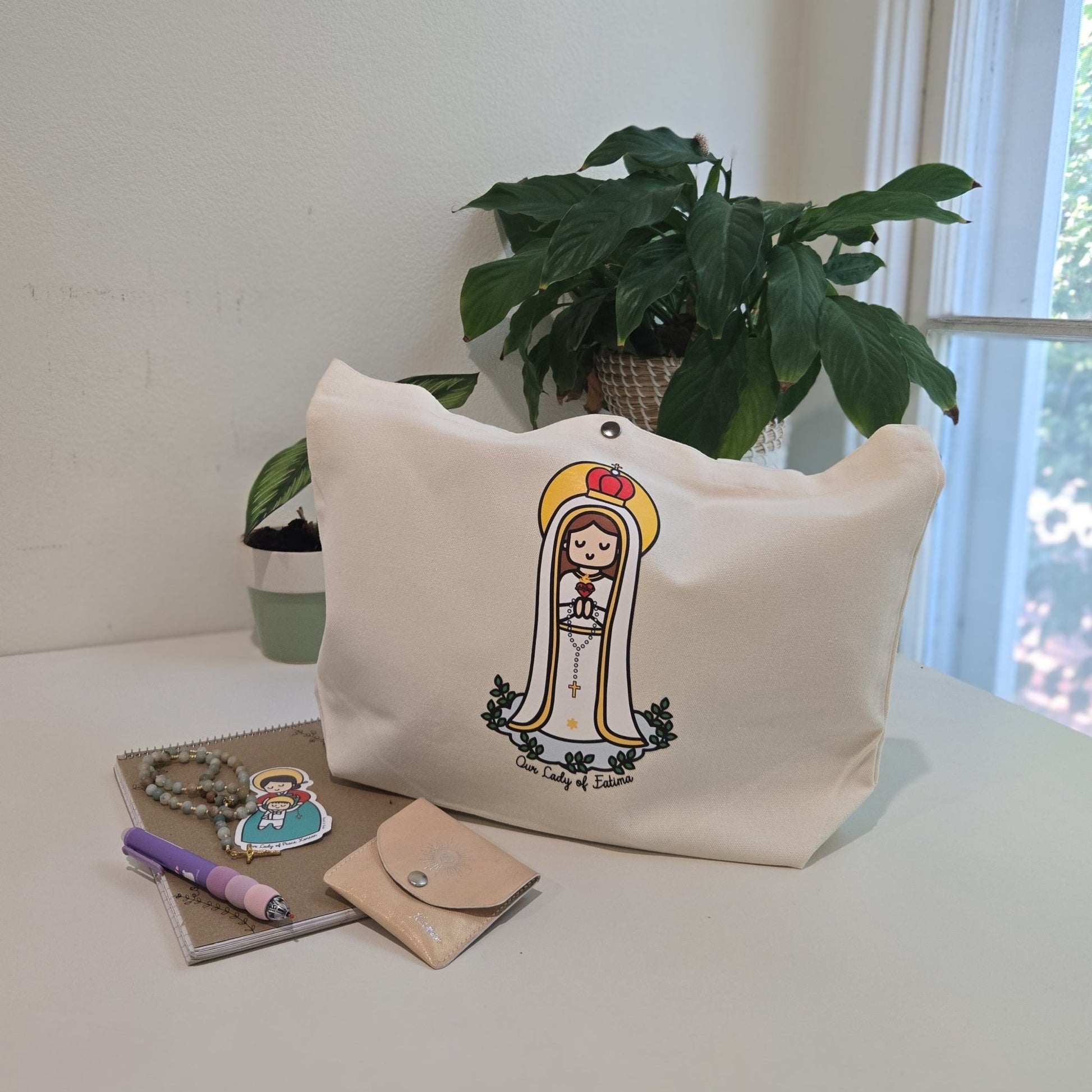 Our Lady of Fatima Medium Tote Bag - Heart & Halo